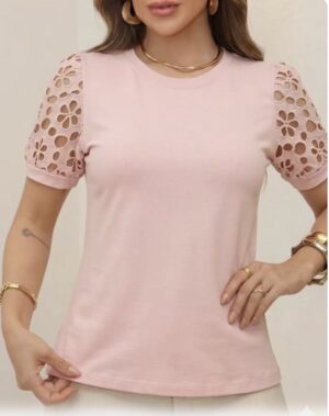 Blusa Feminina em Algodão com Manga Curta Princesa em Laise