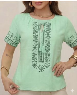 Blusa Manga Curta Viscose com Linho Bordada - Verde pistache